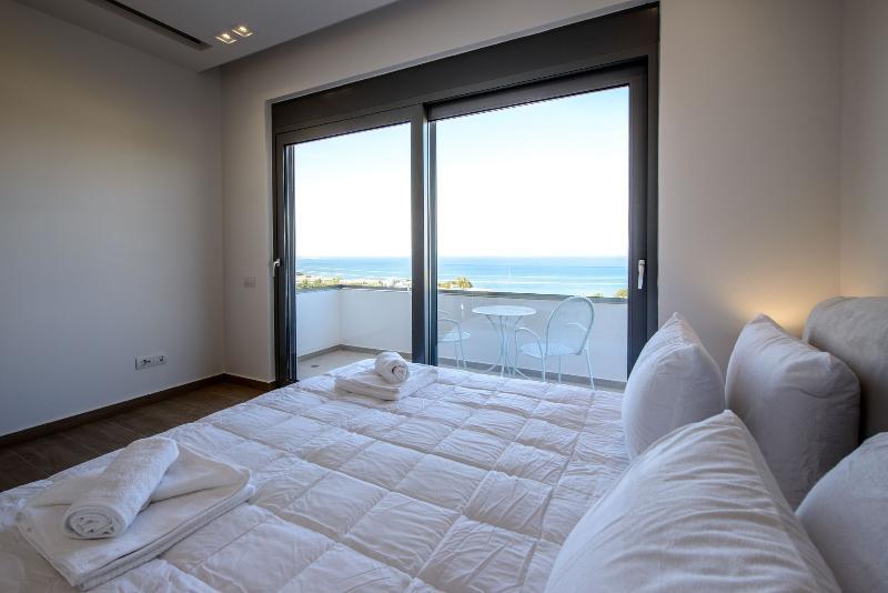 Thea Sunrise Villa Коскину Экстерьер фото